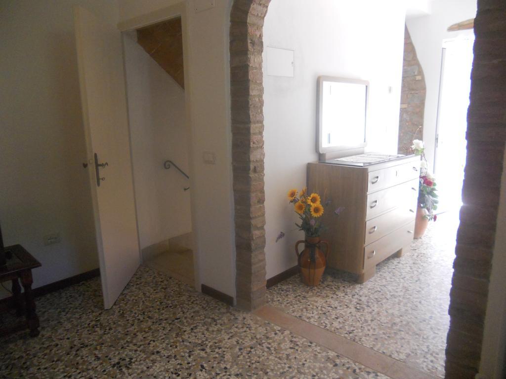 Apartment Casa Antica Chianni Værelse billede