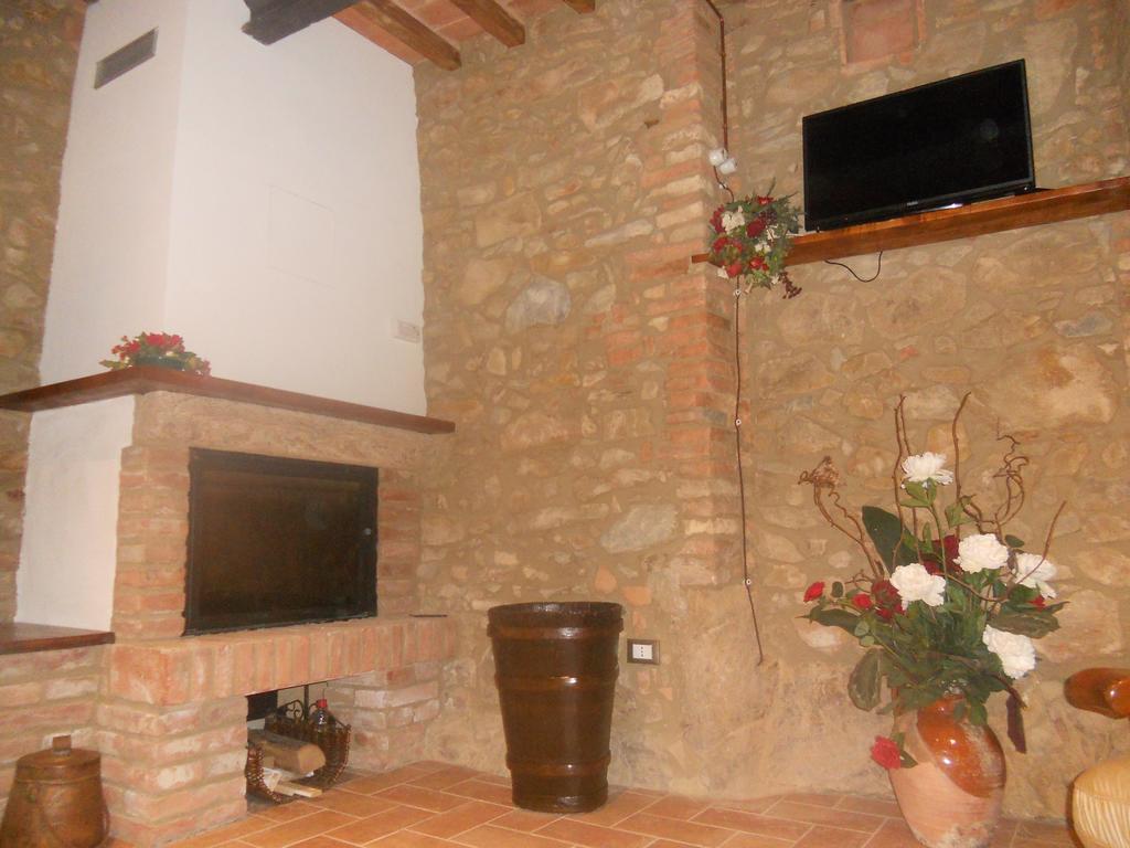 Apartment Casa Antica Chianni Værelse billede